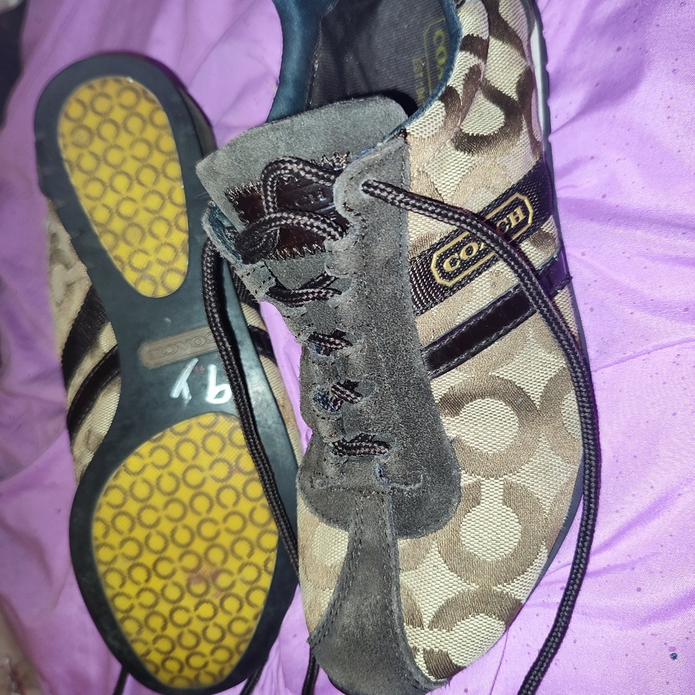 Coach shoes - Picture 2 of 3